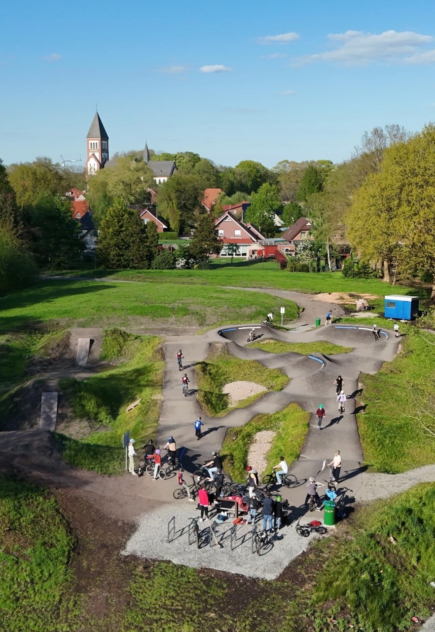 Bikepark Papenburg 30.05.2025 - Viele Kinder und Jugendlichen nutzen die Anlage in jeder freien Minute