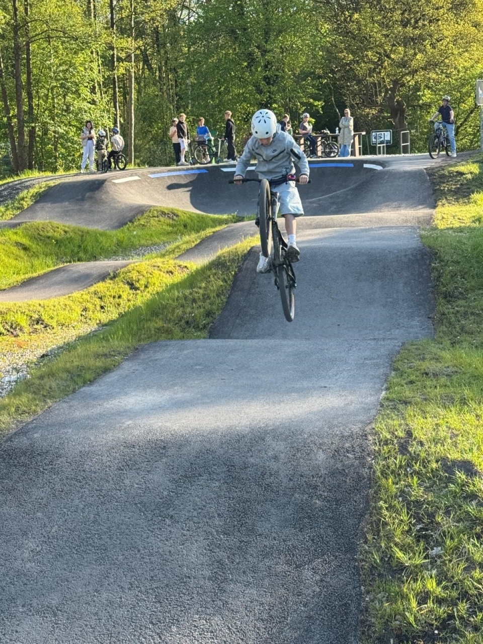 Bikepark Papenburg 30.05.2025 - Auf der Anlage herrscht strikte Helmpflicht.